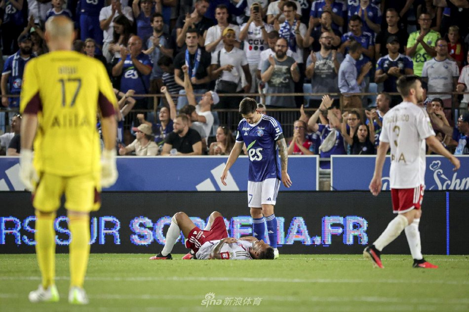 尤其是在东 尤其是在东